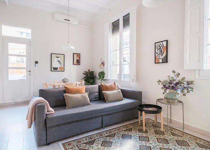 아파트 Cozy With Terrace In Gracia, Local Life