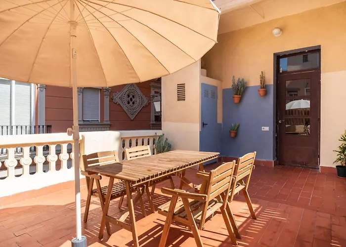 Cozy With Terrace In Gracia, Local Life *